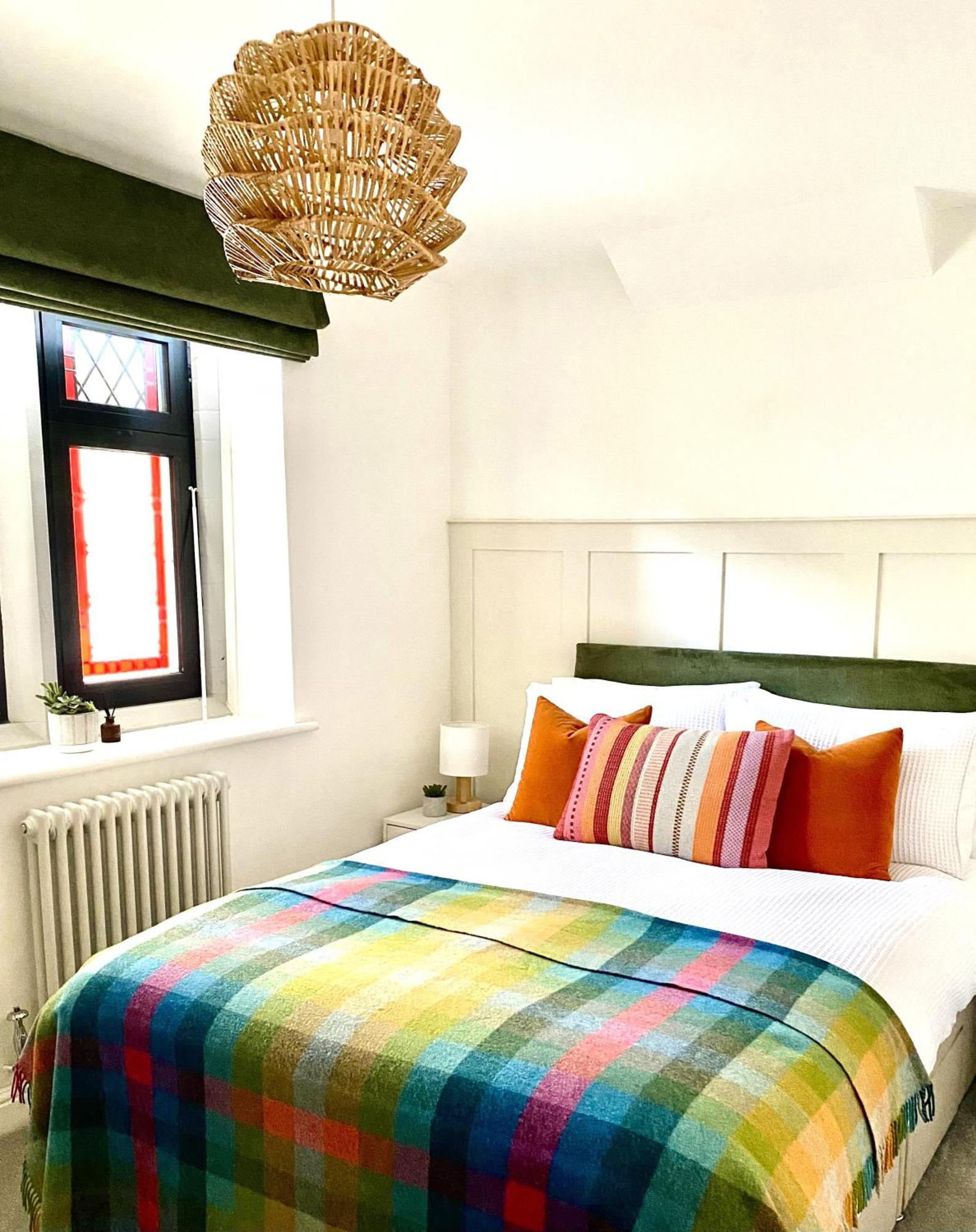 Boutique Chapel Apartment Within City Walls Chester Esterno foto
